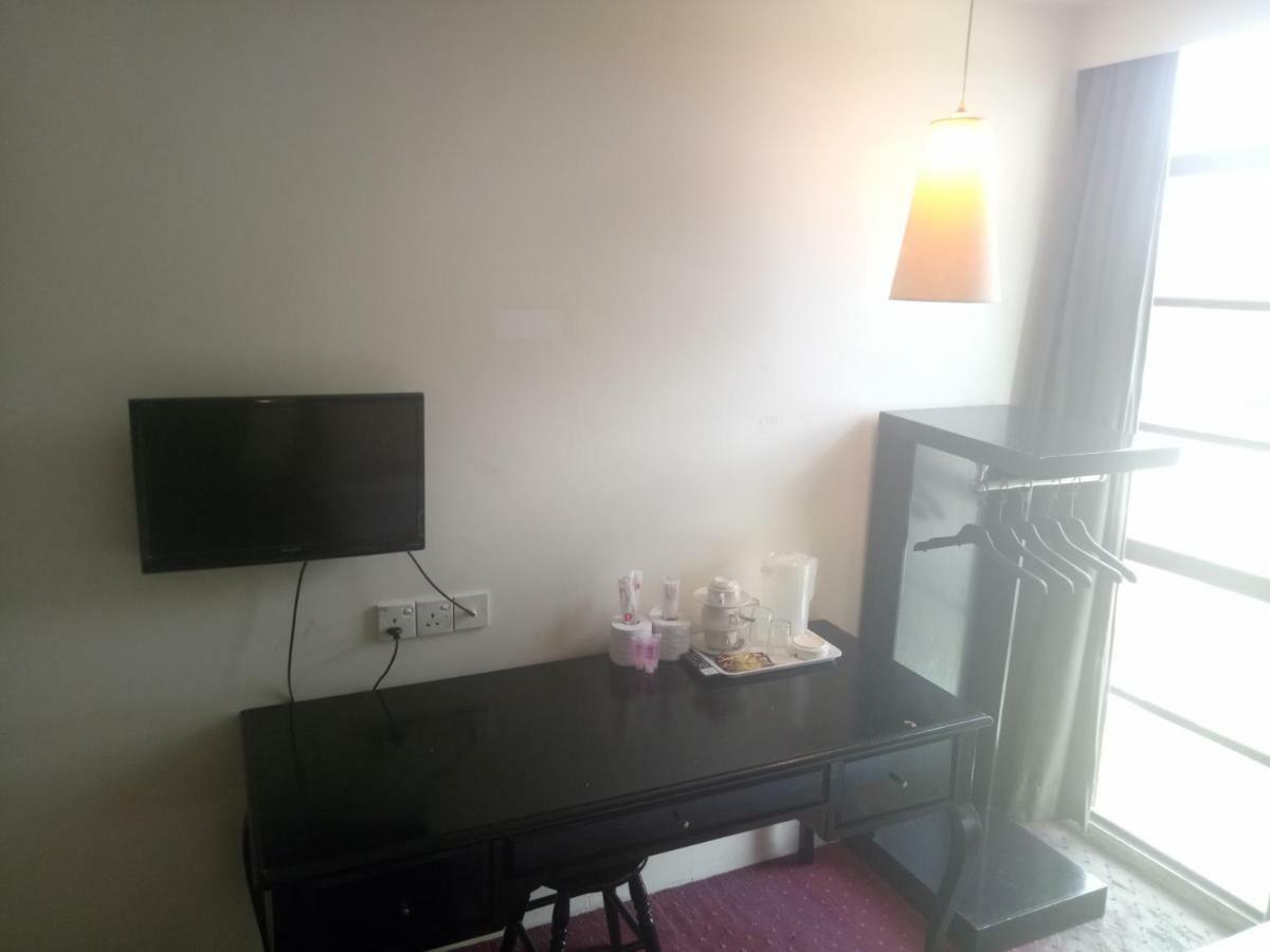 Hotel Sri Sutra Sunway Mentari Petaling Jaya Exterior photo